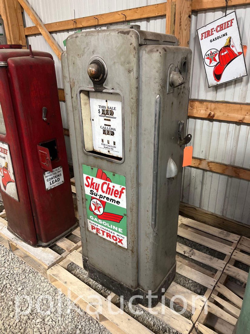 34-THE PARTEE MODEL 70W FUEL PUMP (1 of 9)