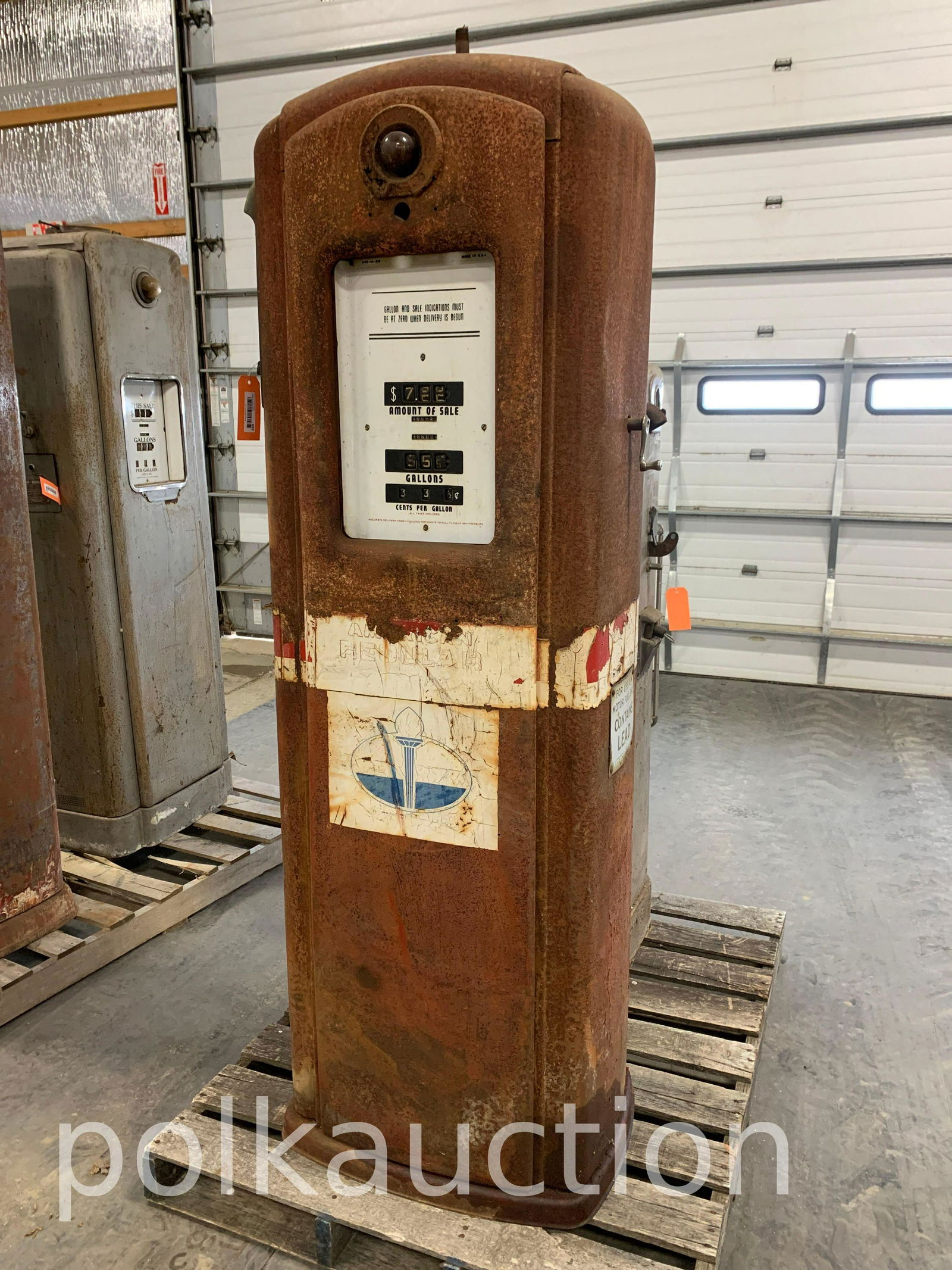 632-BENNETT FUEL PUMP  - MODEL 646 (1 of 4)