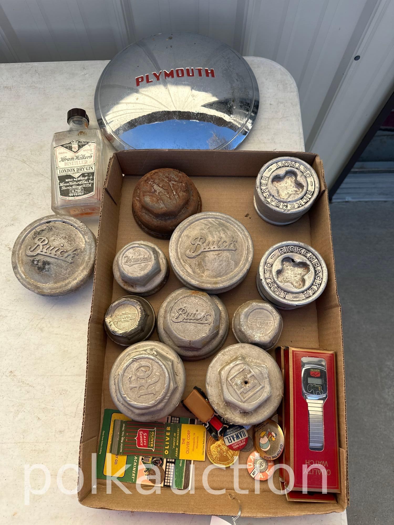 2710-HUB CAPS & MISC ITEMS: .