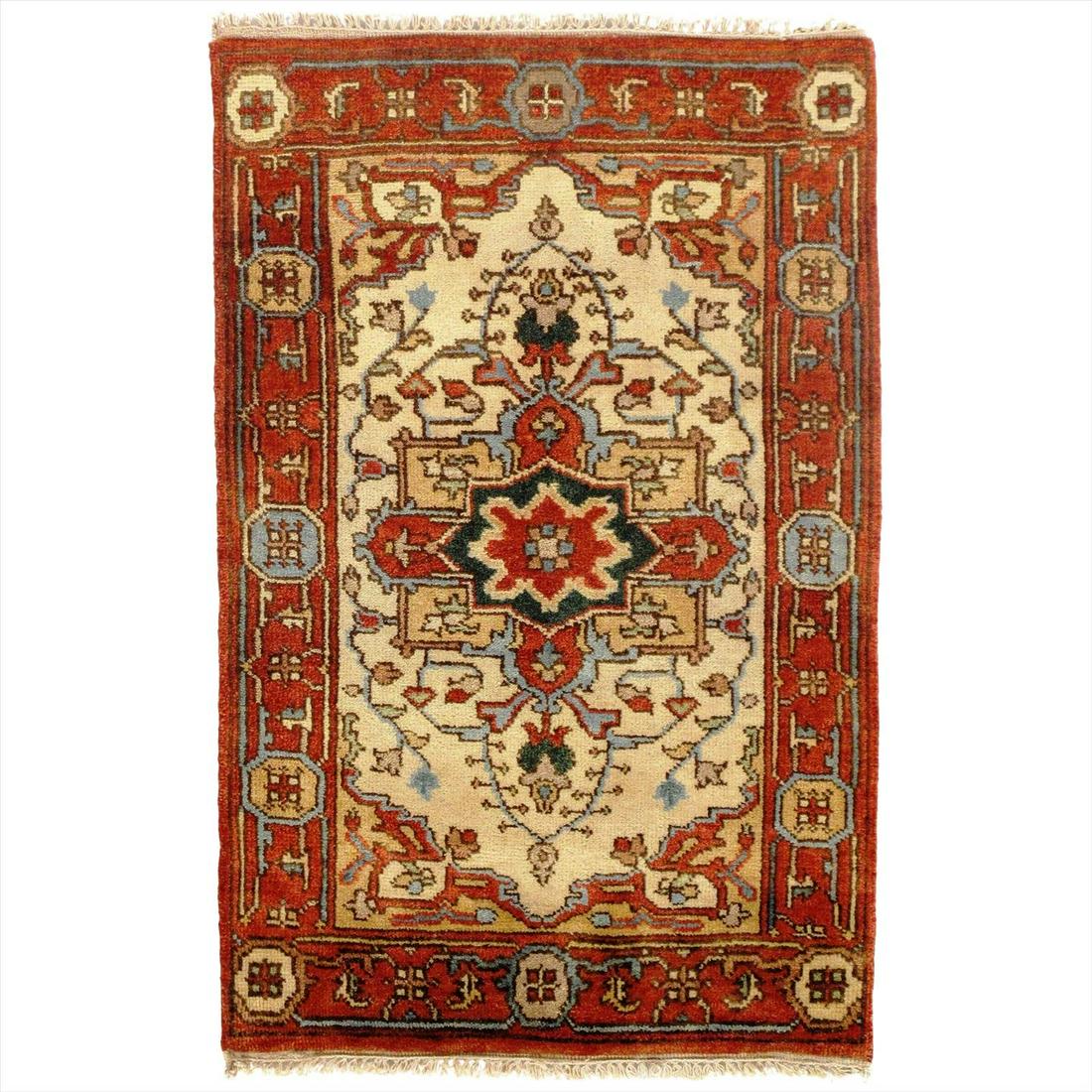 Fine Persian Serapi Design 2'7'' X 3'11'': Fine Persian Serapi Design 2'7'' X 3'11'' Serapi Lamb's Wool Hand-Knotted 300-E08994-862 This item is part of our fine auction collection which includes many fine home accessories including antique ru