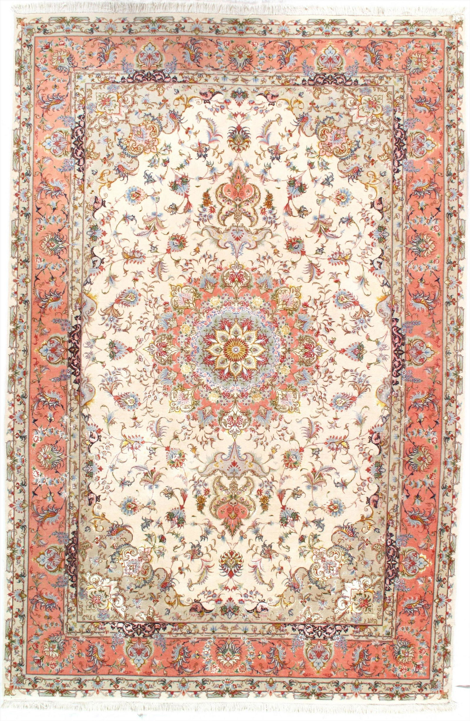Persian Tabriz silk & wool 7'x10': Persian Tabriz silk & wool 7'x10' Persian Classic Wool & Silk Hand-Knotted 300-E08586-862 This item is part of our fine auction collection which includes many fine home accessories including antique r