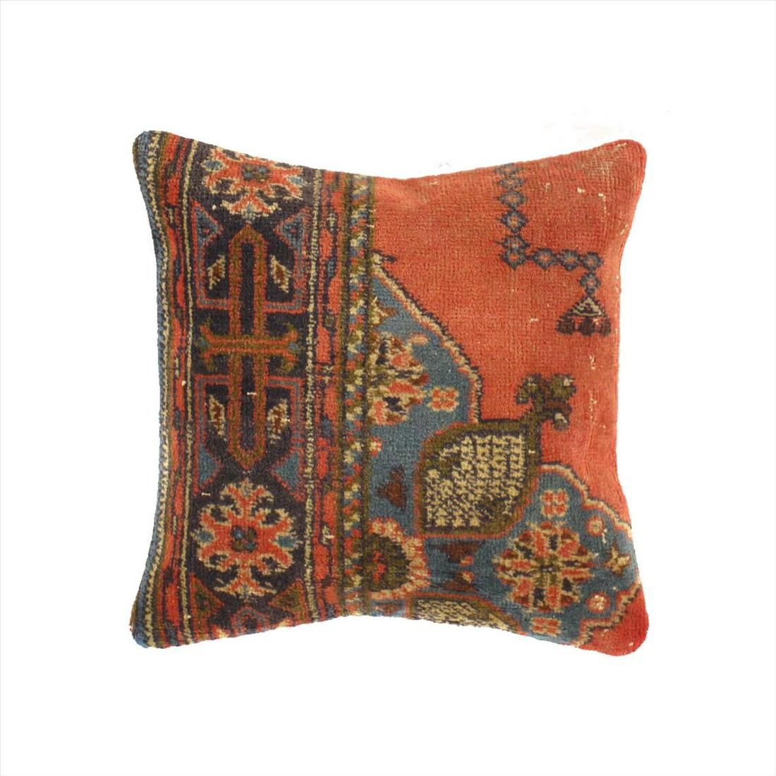 Vintage Turkish Pasargad Pillow 20" x 20": Vintage Turkish Pasargad Hand Knotted Rug Pillow - Vintage, Pillows, Hand-Knotted, Lamb's Wool, 300-TP 65-862, This item is part of our fine auction collection which includes many fine home accessorie