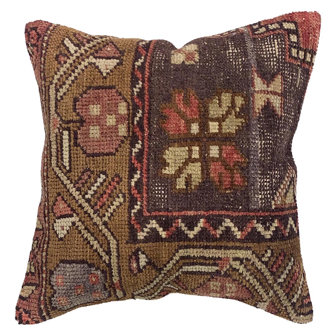 Vintage Turkish Pillow 20' x 20': Vintage Turkish Pillow 20' x 20' - 1920, Vintage Pillows, , Lamb's Wool, 300-TP 32-862. This item is part of our fine auction collection which includes many fine home accessories including antique rug