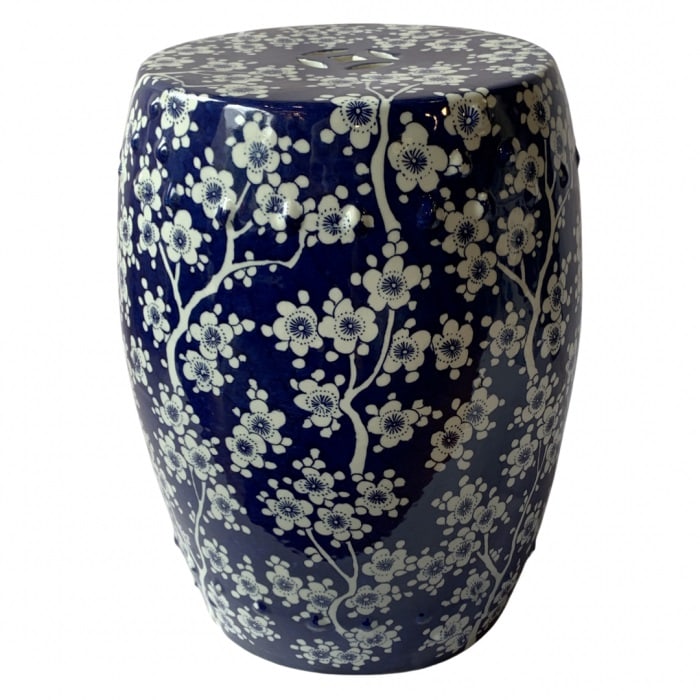 Blue and White Chinese Porcelain Handmade Garden Stool: Blue and White Chinese Porcelain Handmade Garden Stool - New, Porcelain Birds, N/A, Ceramic, 300 -PA10020- 862.This item is part of our fine auction collection which includes many fine home accessorie
