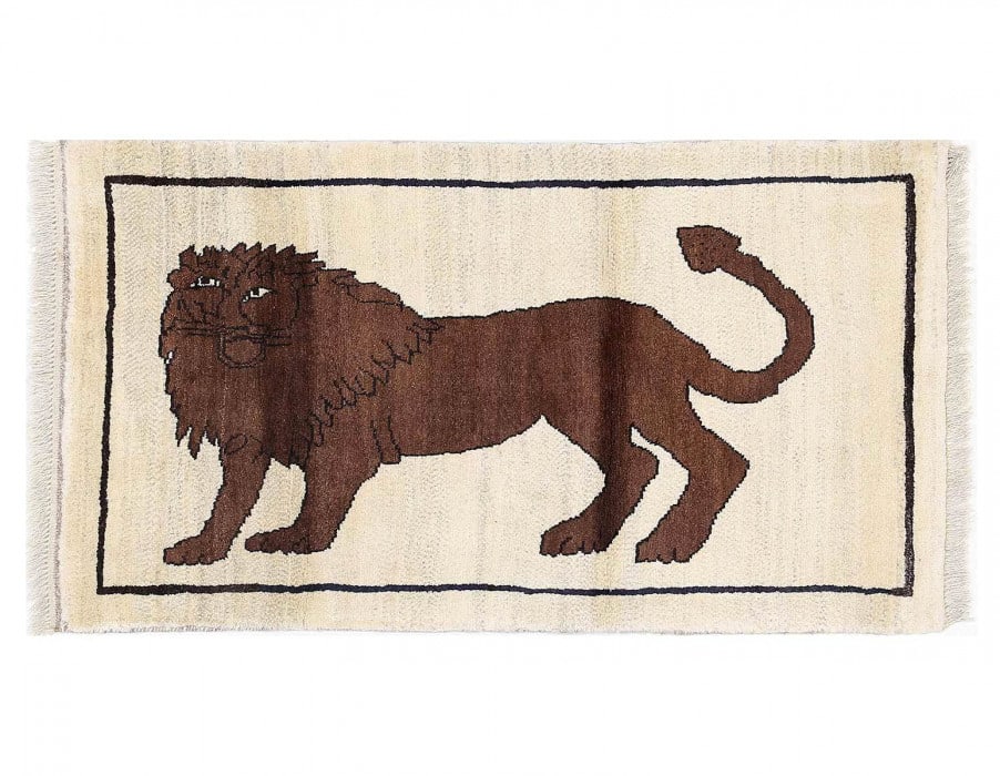 Contemporary Handmade Persian Shiraz Pictorial Lion Rug 2'9'' X 5': Contemporary Handmade Persian Shiraz Pictorial Lion Rug 2'9'' X 5' - New, Shiraz, Hand-Knotted, Lamb's Wool, 300 -D13935- 862.This item is part of our fine auction collection which includes many fine 