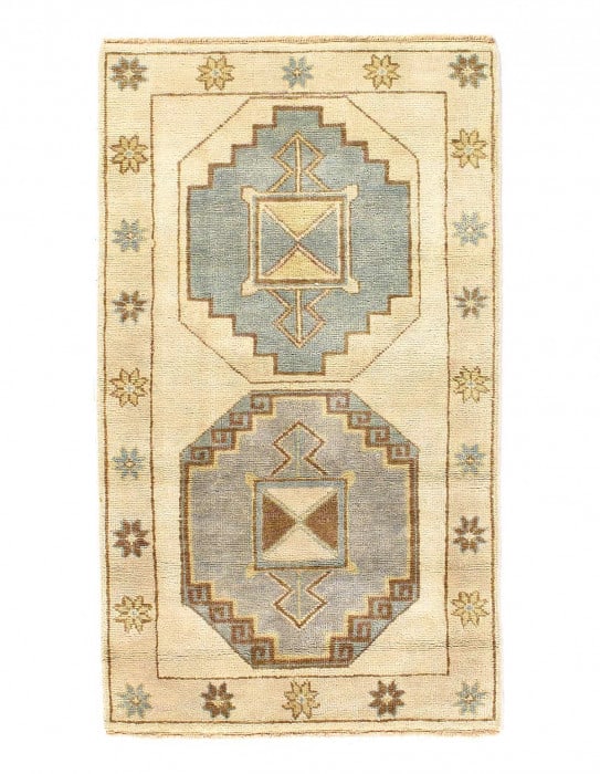 Fine Hand knotted Oushak rug 3'1'' X 5'1'': Fine Hand knotted Oushak rug 3'1'' X 5'1'' - New, Oushak, Hand-Knotted, Lamb's Wool, 300 -D14382- 862.This item is part of our fine auction collection which includes many fine home accessories includi