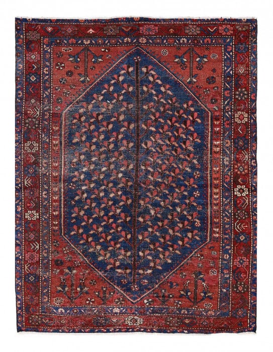 Persian Antique Hamadan rug 5' X 6'5'': Persian Antique Hamadan rug 5' X 6'5'' - Circa 1920, Hamadan, Hand-Knotted, Lamb's Wool, 300 -D13671- 862.This item is part of our fine auction collection which includes many fine home accessories inc