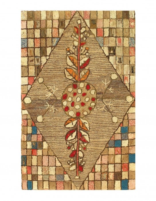 ANTIQUE AMERICAN HOOKED RUG 2'11'' X 4'3'': ANTIQUE AMERICAN HOOKED RUG 2'11'' X 4'3'' - Circa 1920, Hooked Rug, Hand-Knotted, Lamb's Wool, 300 -D11306- 862.This item is part of our fine auction collection which includes many fine home accessor