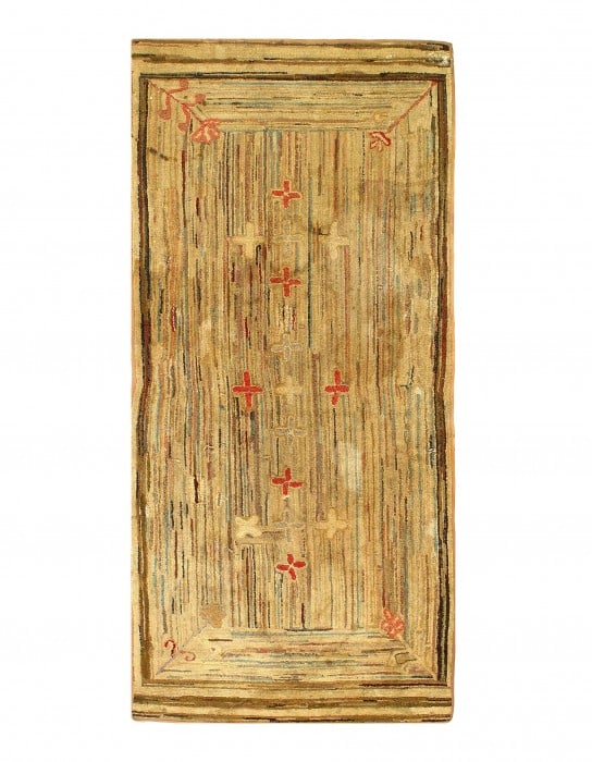 SMALL SIZE ANTIQUE AMERICAN HOOKED RUG 3'2'' X6'11'': SMALL SIZE ANTIQUE AMERICAN HOOKED RUG 3'2'' X6'11'' - Circa 1920, Hooked Rug, Hand-Knotted, Wool & Silk, 300 -D11305- 862.This item is part of our fine auction collection which includes many fine hom