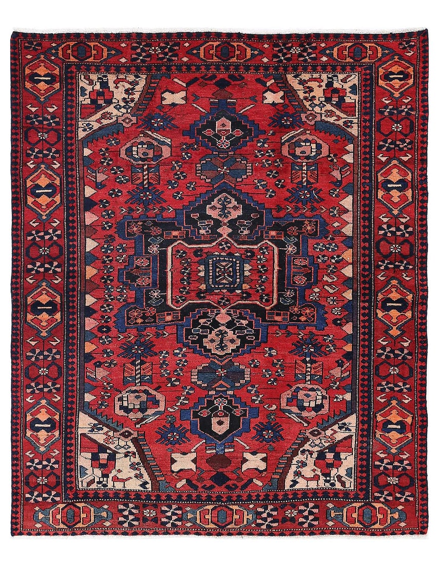 Persian Antique Bakhtiari rug 5'2'' X 6'5'': Persian Antique Bakhtiari rug 5'2'' X 6'5'' - 1950, Bakhtiari, Hand-Knotted, Lamb's Wool, 300 -D13349- 862.This item is part of our fine auction collection which includes many fine home accessories in