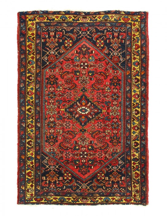Persian Antique Hamadan rug 4'3'' X 6'5'': Persian Antique Hamadan rug 4'3'' X 6'5'' - 1950, Hamadan, Hand-Knotted, Lamb's Wool, 300 -D12105- 862.This item is part of our fine auction collection which includes many fine home accessories includ