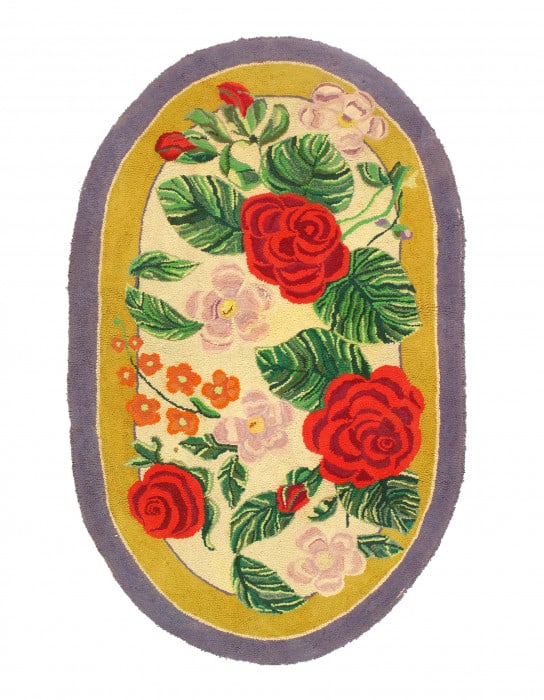 American Antique Hooked Rug 2'11'' X 4'7'': American Antique Hooked Rug 2'11'' X 4'7'' - Early 20th century, Hooked Rug, Hand-Knotted, Lamb's Wool, 300 -D11817- 862.This item is part of our fine auction collection which includes many fine home