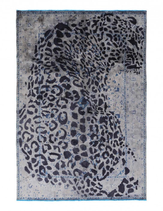 Gray color Overdye Modern Cheetah design rug 6'4'' X 9'4'': Gray color Overdye Modern Cheetah design rug 6'4'' X 9'4'' - CIRCA 1960, Modern, Hand-Knotted, Lamb's Wool, 300 -D14043- 862.This item is part of our fine auction collection which includes many fine h