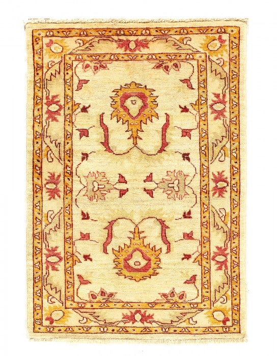 Farahan Design Hand Knotted Rug 2'9" X 4': Farahan Design Hand Knotted Rug 2'9" X 4' - New, Farahan, Hand-Knotted, Lamb's Wool, 300 -D12535- 862.This item is part of our fine auction collection which includes many fine home accessories includi