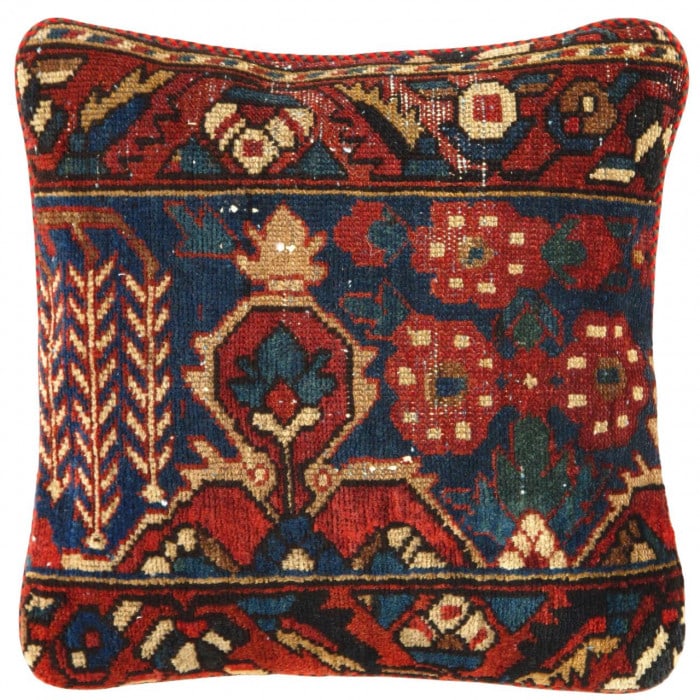 Pasargad Vintage Hand Knotted Farahan Rug Pillow 20": Pasargad Vintage Hand Knotted Farahan Rug Pillow 20" - N/A, Farahan, Hand-Woven, Lamb's Wool, 300 -K 216- 862.This item is part of our fine auction collection which includes many fine home accessories