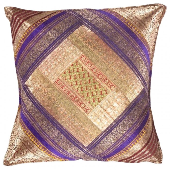 Vintage Sari silk Square Pillow Case 16 ": Vintage Sari silk Square Pillow Case 16 " - N/A, Traditional, Hand-Woven, sari Silk, 300 -PSS 182- 862.This item is part of our fine auction collection which includes many fine home accessories includ