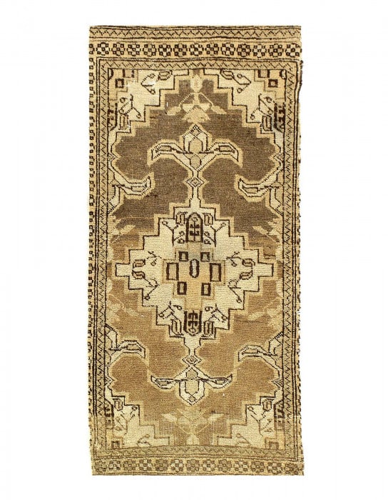 Fine Vintage turkish rug 1'7'' X 3'7'': Fine Vintage turkish rug 1'7'' X 3'7'' - Circa 1970, Turkish, Hand-Knotted, Lamb's Wool, 300 -D12191- 862.This item is part of our fine auction collection which includes many fine home accessories inc