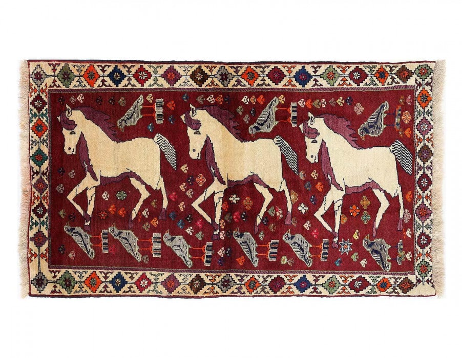 Fine Hand knotted Persian Shiraz Horse Design rug 4'X 7' (1 of 4)