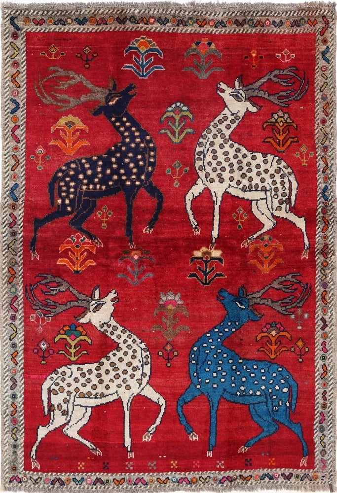 Red color Hand knotted Shiraz rug 4'2"x 6'1" (1 of 4)