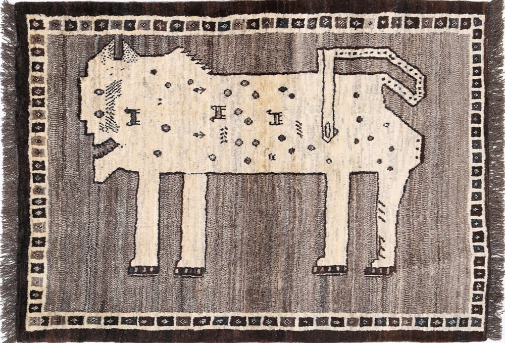 Distinctive Majestic Persian Lion rug 4'1"X 5'9" (1 of 4)