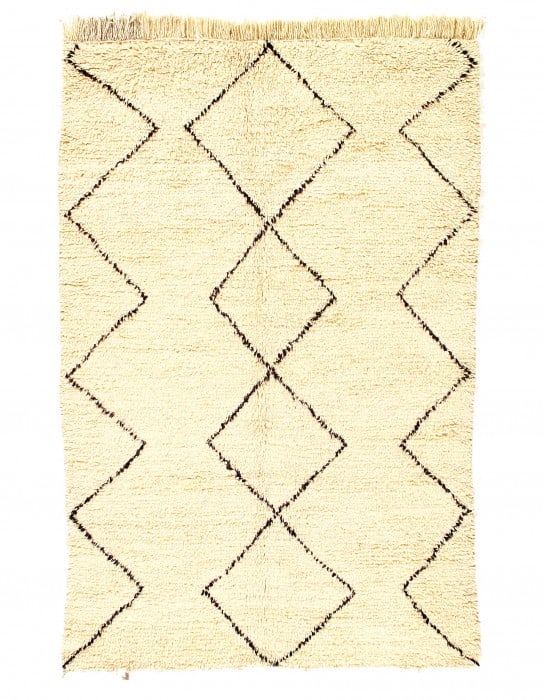 Fine Hand Knotted Vintage Moroccon rug 4'11'' X 7'5'' (1 of 3)