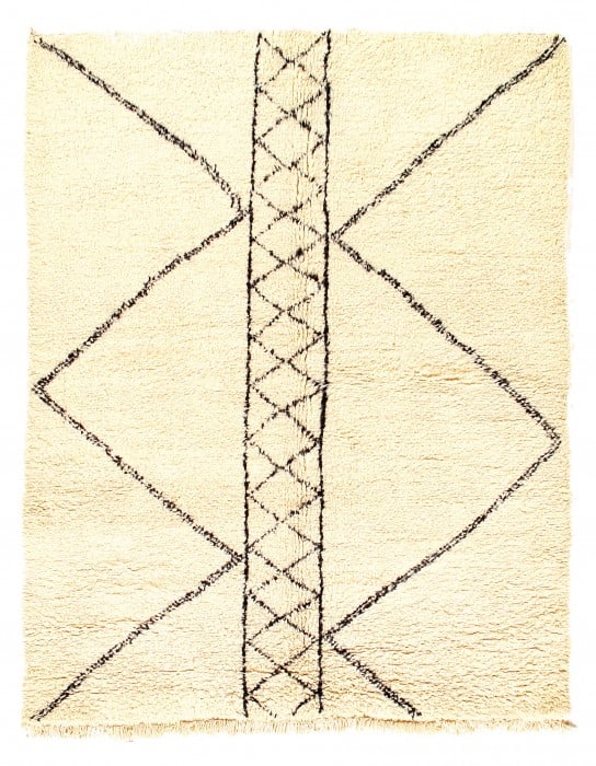 Fine Hand Knotted Vintage Moroccon 5'7'' X 7'6'': Fine Hand Knotted Vintage Moroccon 5'7'' X 7'6'' - Circa 1970, Moroccan, Hand-Knotted, Lamb's Wool, 300 -D11833- 862.This item is part of our fine auction collection which includes many fine home acce