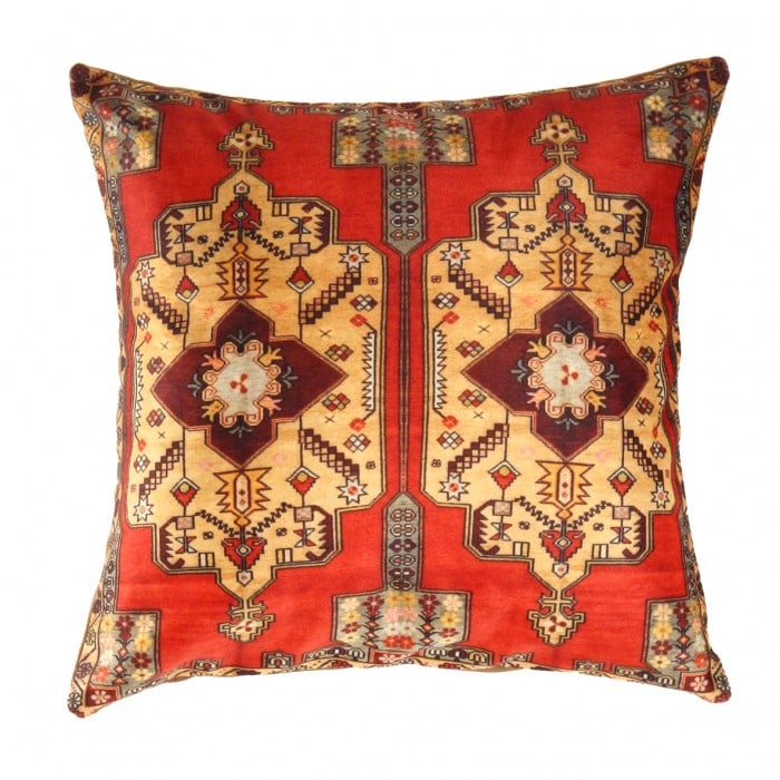 Traditional Velvet Pillow 16' X 16' (1 of 3)