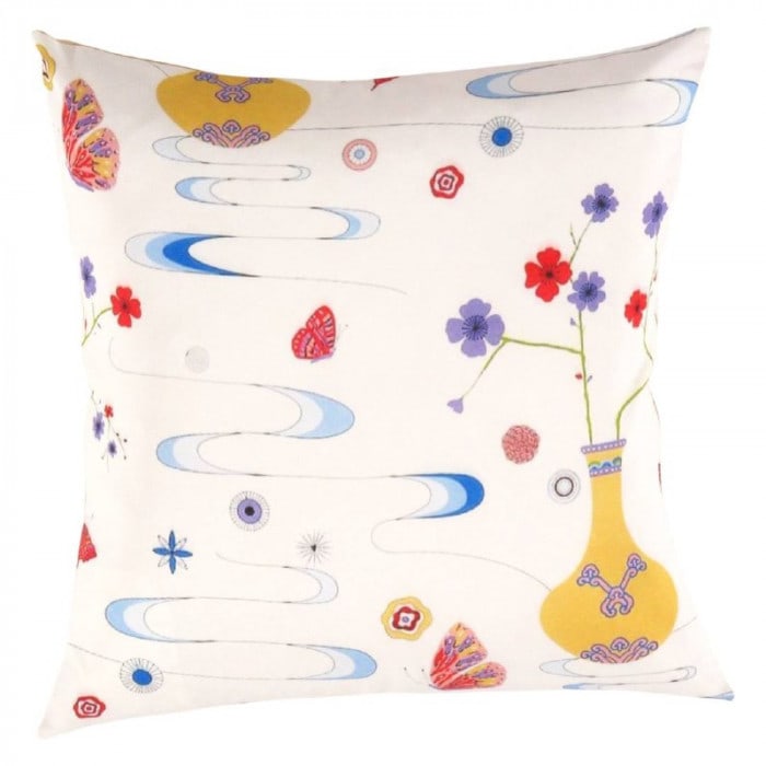 Turkish Fine Silk Pillow 20": Turkish Fine Silk Pillow 20" - New, Modern, Handmade , Pure Silk, 300 -PPS 31M- 862.This item is part of our fine auction collection which includes many fine home accessories including antique rugs, v