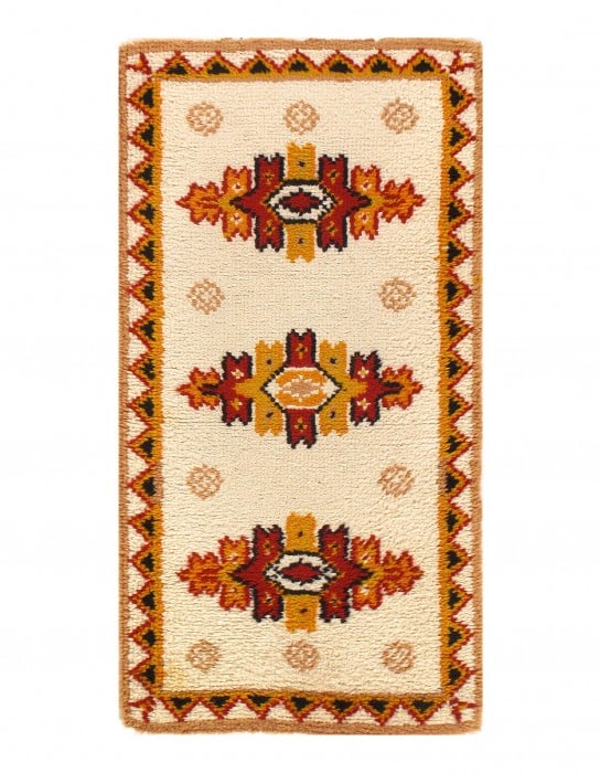 Ivory Fine Hand Knotted Moroccon Rug 2'3'' X 4'6'': Ivory Fine Hand Knotted Moroccon Rug 2'3'' X 4'6'' - Circa 1970, Moroccan, Hand-Knotted, Lamb's Wool, 300 -D11239- 862.This item is part of our fine auction collection which includes many fine home