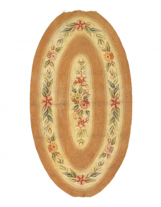 Hand knotted Antique hooked rug 2'5"X 4'5" (1 of 3)