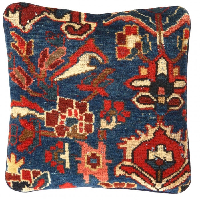 Pasargad Vintage Hand Knotted Farahan Rug Pillow 20'' X 20''X 5'': Pasargad Vintage Hand Knotted Farahan Rug Pillow - N/A, Farahan, Hand-Woven, Lamb's Wool, 300 -K 198 B- 862.This item is part of our fine auction collection which includes many fine home accessories i