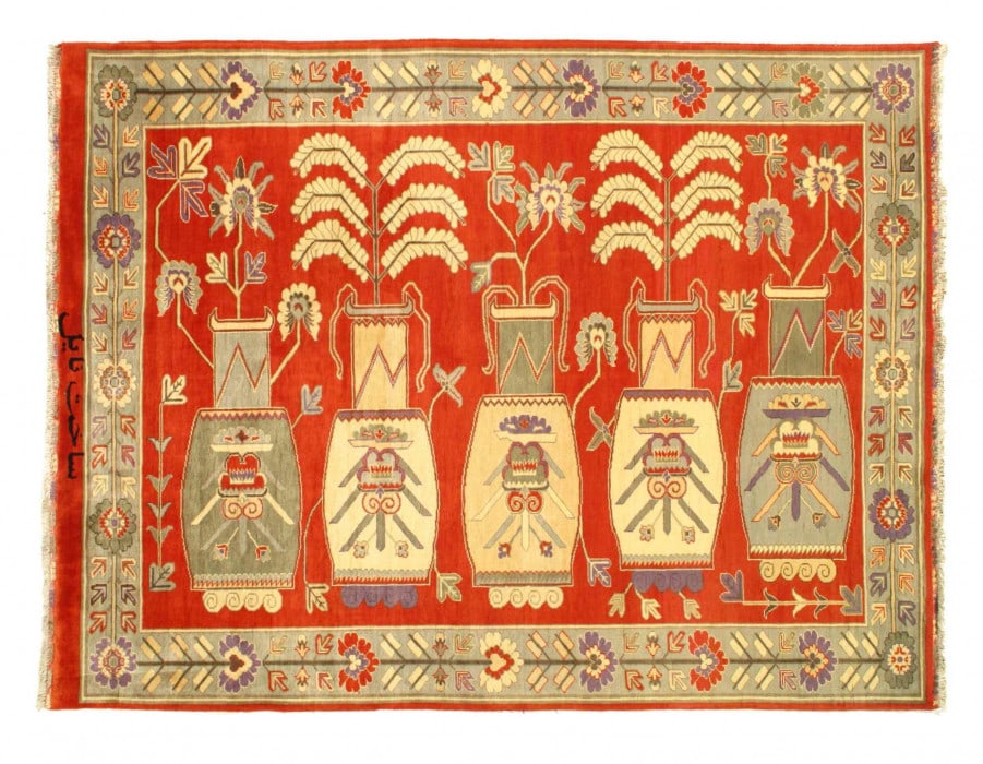 Fine Hand knotted Khotan design 6'5"x 8'6" (1 of 3)