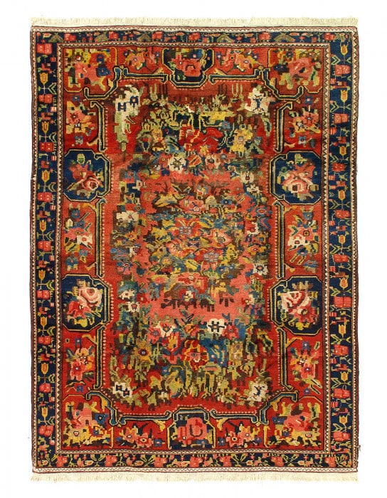Persian Antique Hand knotted Bakhtiari rug 5'7'' X 7'7'' (1 of 3)
