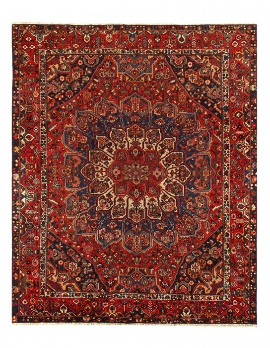 Persian Sami Antique Bakhtiari Hand-Knotted 10'8'' X 12'11'': Persian Sami Antique Bakhtiari Hand-Knotted 10'8'' X 12'11'' - Circa 1920, Bakhtiari, Hand-Knotted, Lamb's Wool, 300 -54099- 862.This item is part of our fine auction collection which includes many fi