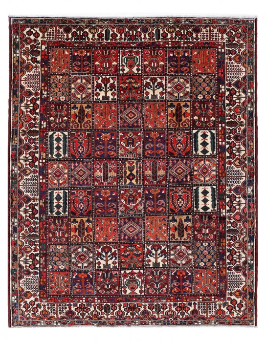 Fine Hand knotted Persian Vintage Bakhtiari 10'4'' X 12'9'': Fine Hand knotted Persian Vintage Bakhtiari 10'4'' X 12'9'' - Circa 1940, Bakhtiari, Hand-Knotted, Lamb's Wool, 300 -D14051- 862.This item is part of our fine auction collection which includes many