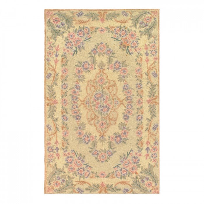 Fine Flat Weave Chinese Aubusson 2'11'' X 4'9'': Fine Flat Weave Chinese Aubusson 2'11'' X 4'9'' - Circa 1980, Abussan, Flatweave, Flat Weave, 300 -D10581- 862.This item is part of our fine auction collection which includes many fine home accessorie