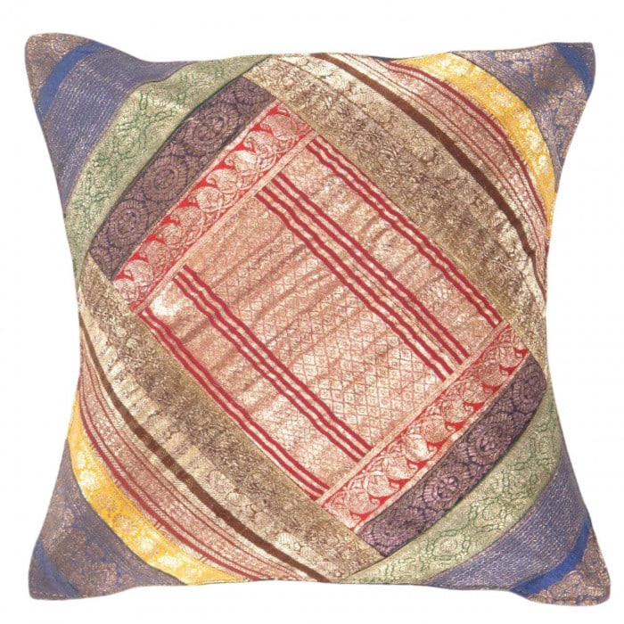 Vintage Sari silk Square Pillow Case 16 ": Vintage Sari silk Square Pillow Case 16 " - N/A, Traditional, Hand-Woven, sari Silk, 300 -PSS 115- 862.This item is part of our fine auction collection which includes many fine home accessories includ