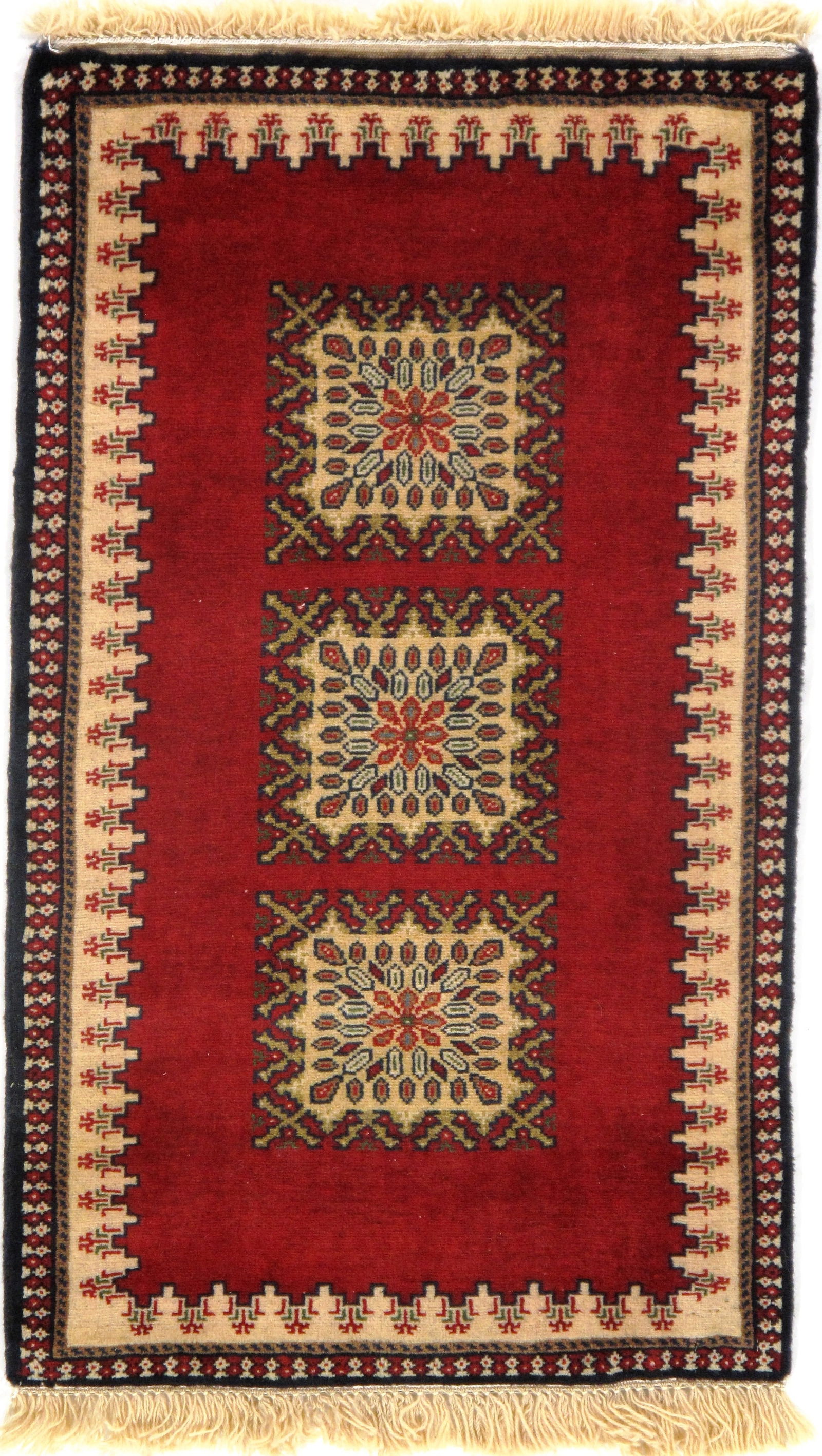 Persian Yalameh 2' x 3'4": Persian Yalameh 2' x 3'4" - New, Yalameh, Hand-Knotted, Lamb's Wool, 300 -D09601- 862.This item is part of our fine auction collection which includes many fine home accessories including antique