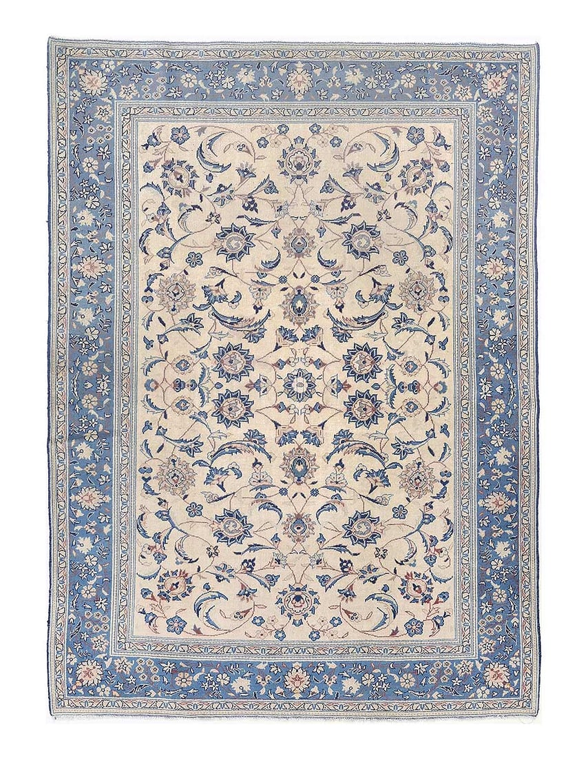 Persian Hand knotted Vintage Kashan rug 4'8'' X 6'7'': Persian Hand knotted Vintage Kashan rug 4'8'' X 6'7'' - circa 1990, Kashan, Hand-Knotted, Lamb's Wool, 300 -D13525- 862.This item is part of our fine auction collection which includes many fine home a