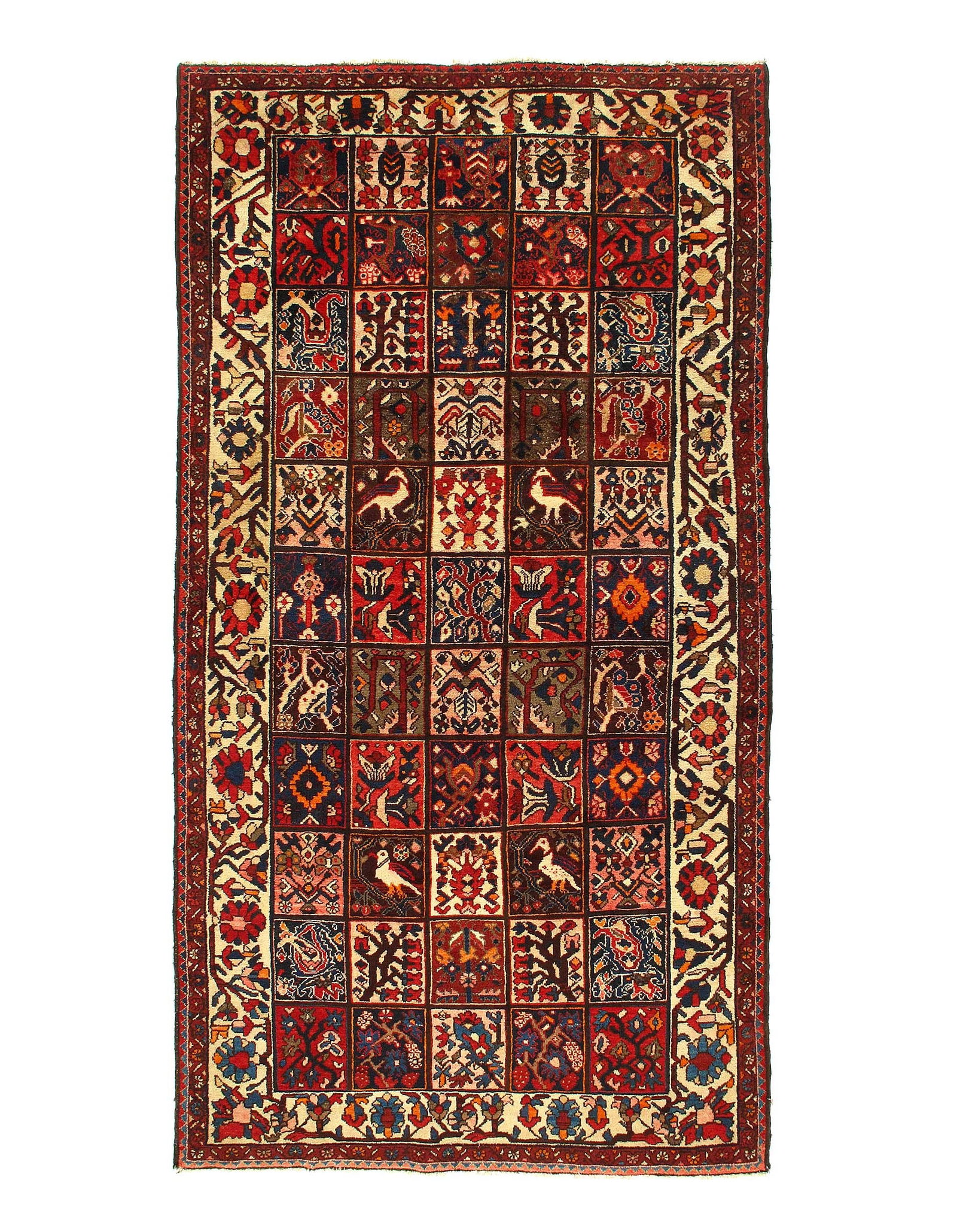 Persain Hand Knotted Antique Bakhtiari 5'5'' X 9'7'': Persain Hand Knotted Antique Bakhtiari 5'5'' X 9'7'' - circle 1940, Bakhtiari, Hand-Knotted, Lamb's Wool, 300 -D12011- 862.This item is part of our fine auction collection which includes many fine hom
