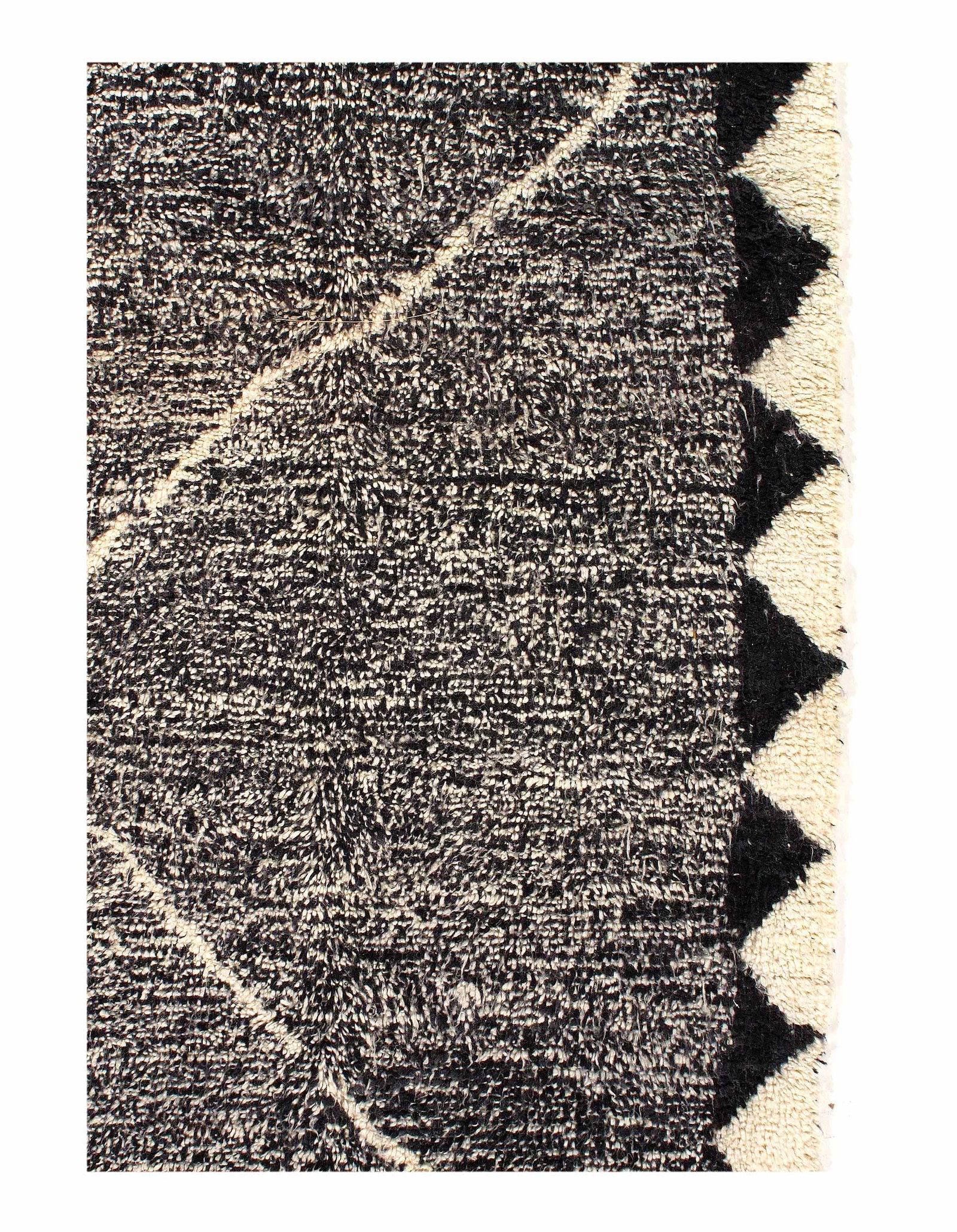 Fine Hand Knotted Vintage Authentic Moroccon 4'6'' X 8'8'': Fine Hand Knotted Vintage Authentic Moroccon 4'6'' X 8'8'' - Circa 1970, Moroccan, Hand-Knotted, Lamb's Wool, 300 -D11846- 862.This item is part of our fine auction collection which includes many fine