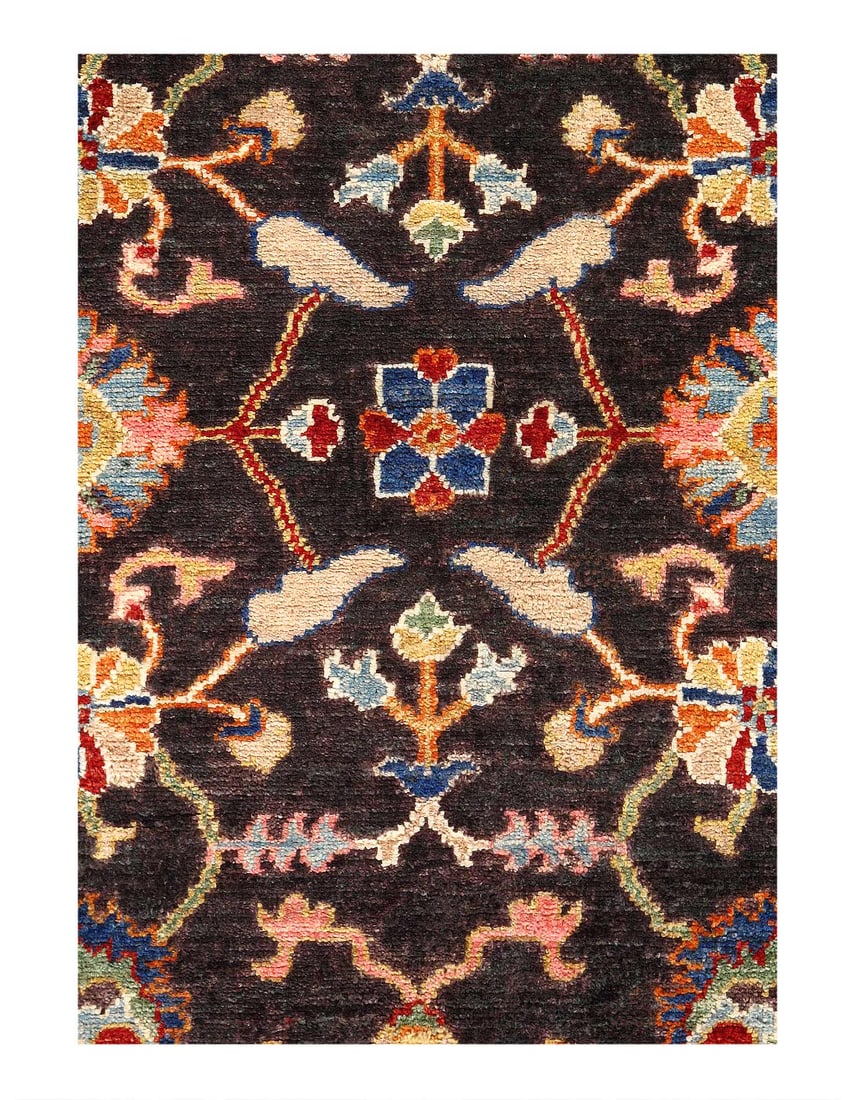 Fine Hand knotted Persian Heriz design 4'11'' X 6'6'': Fine Hand knotted Persian Heriz design 4'11'' X 6'6'' - New, Heriz, Hand-Knotted, Lamb's Wool, 300 -D14110- 862.This item is part of our fine auction collection which includes many fine home accessori