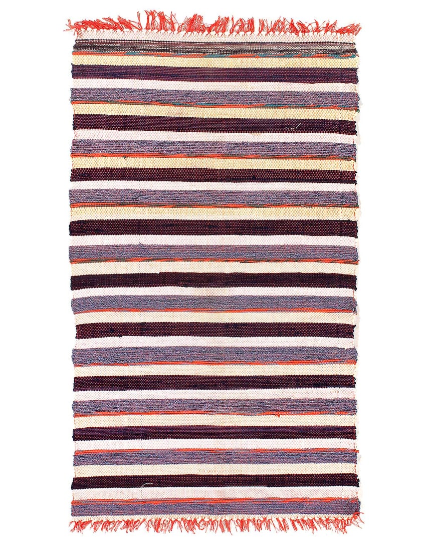 Fine Navaho design rug 2'2'X 3'9" (1 of 3)