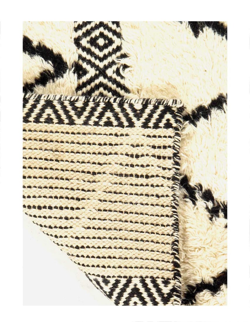Ivory Moroccon 2'x 2'4" - 3