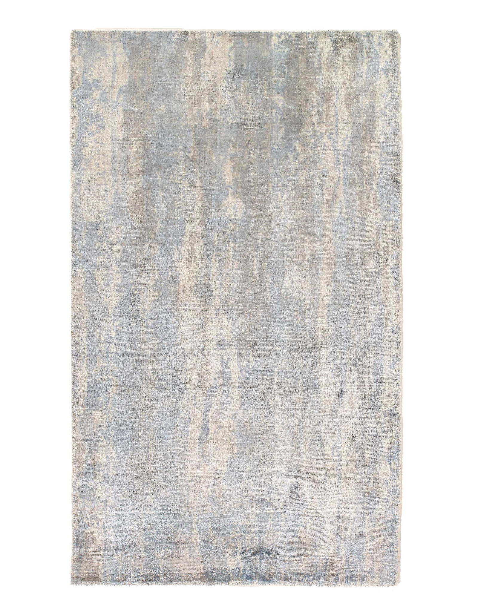 Modern Hand Tufted Bamboo Silk Rug 2'5'' X 4'2'': Modern Hand Tufted Bamboo Silk Rug 2'5'' X 4'2'' - New, Modern, Hand-Tufted, V. Silk, 300 -D09438- 862.This item is part of our fine auction collection which includes many fine home accessories includ