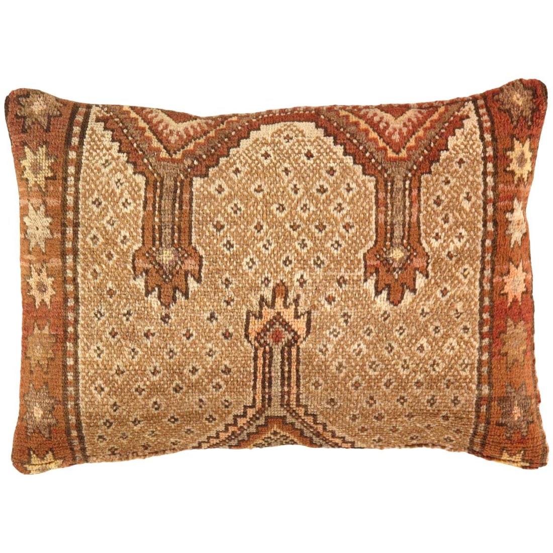 Vintage Turkish Pasargad Hand Knotted Pillow 20'' X 27'': Vintage Turkish Pasargad Hand Knotted Pillow 20'' X 27'' - New, Turkish, Hand-made, Lamb's Wool, 300 -K 212- 862.This item is part of our fine auction collection which includes many fine home accessor