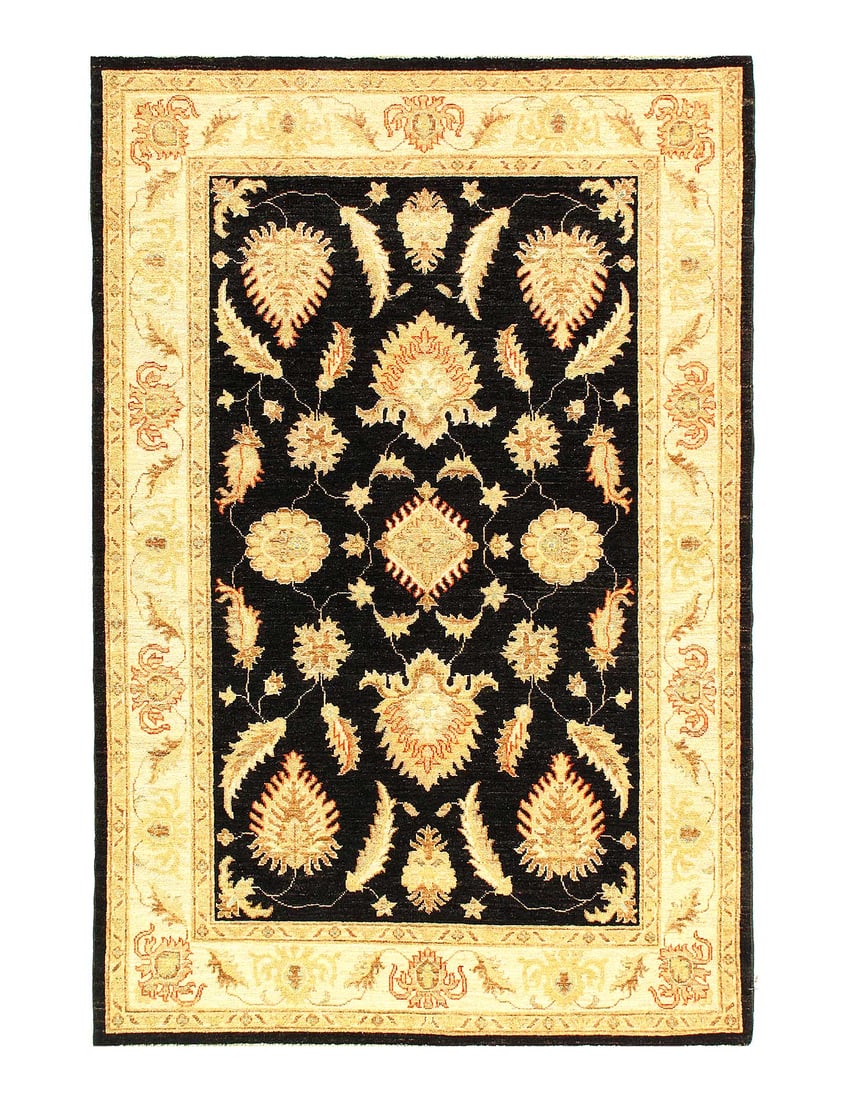 Hand-Knotted Farahan Area Rug - 4'2" X 6'1": Hand-Knotted Farahan Area Rug - 4'2" X 6'1" - New, Farahan, Hand-Knotted, Lamb's Wool, 300 -D04193- 862.This item is part of our fine auction collection which includes many fine home accessories inclu