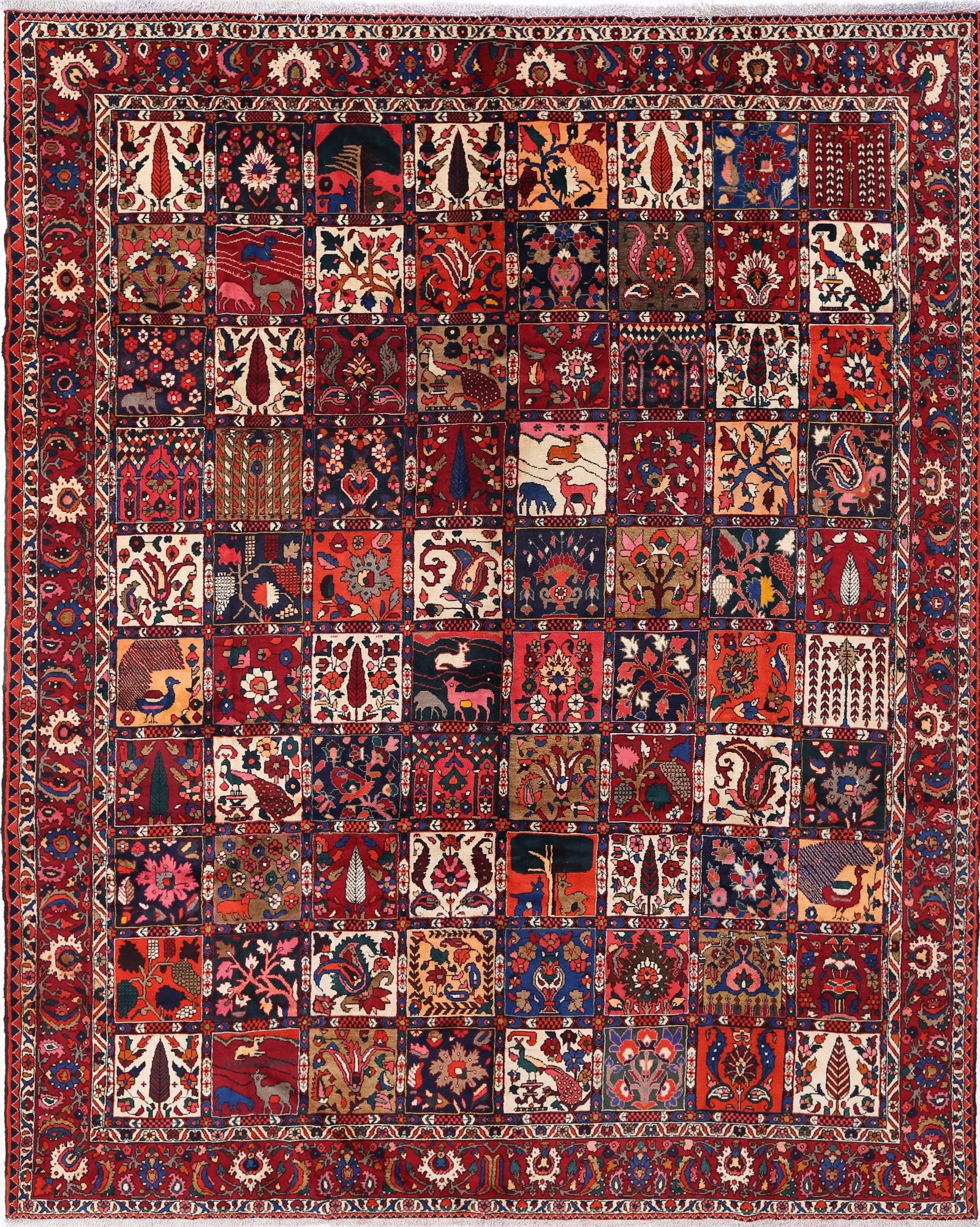 Fine Hand knotted Persian Bakhtiari rug 10'4"X12'9": Fine Hand knotted Persian Bakhtiari rug 10'4"X12'9" - NEW, Bakhtiari, Handmade, Lamb's Wool, 300 -D14028- 862.This item is part of our fine auction collection which includes many fine home accessories