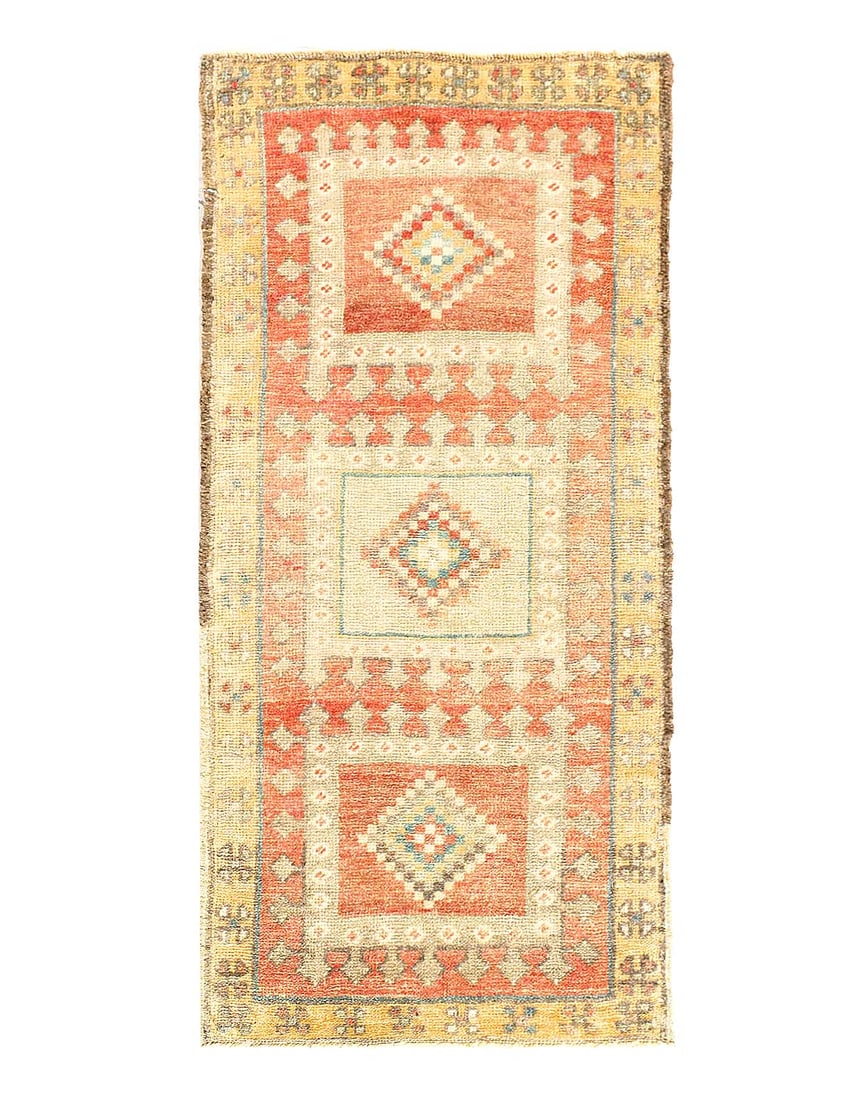 Antique Turkish Oushak Rug 1'7"X 3'5": Antique Turkish Oushak Rug 1'7"X 3'5"- Antique, Oushak, Hand-Knotted, Lamb's Wool, 300 -D15425- 862.This item is part of our fine auction collection which includes many fine home accessories including