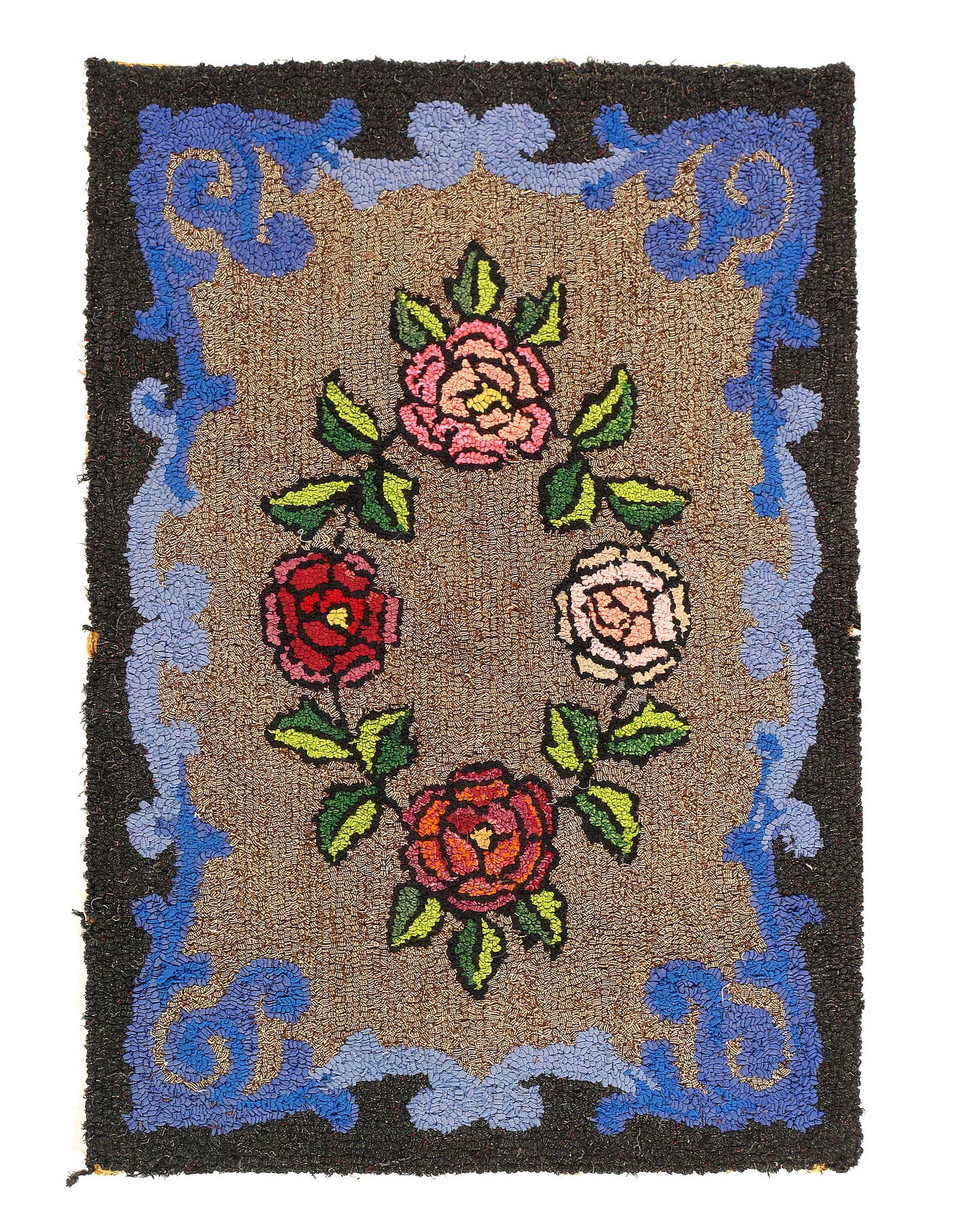 Antique American hooked rug 2'X 3': Antique American hooked rug 2'X 3' - CIRCA 1920, Hooked Rug, Hand-Woven, Lamb's Wool, 300 -D11810- 862.This item is part of our fine auction collection which includes many fine home accessories includ